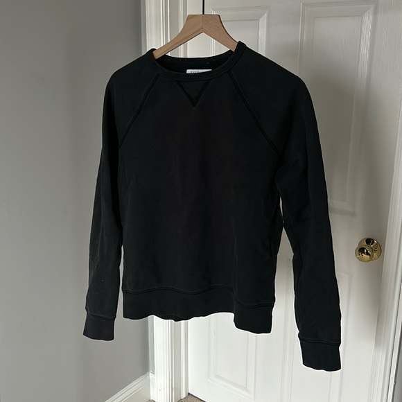 Everlane Other - Everlane crewneck sweatshirt in black